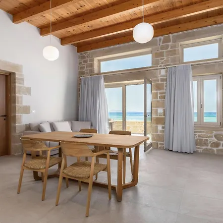Villa Maistros